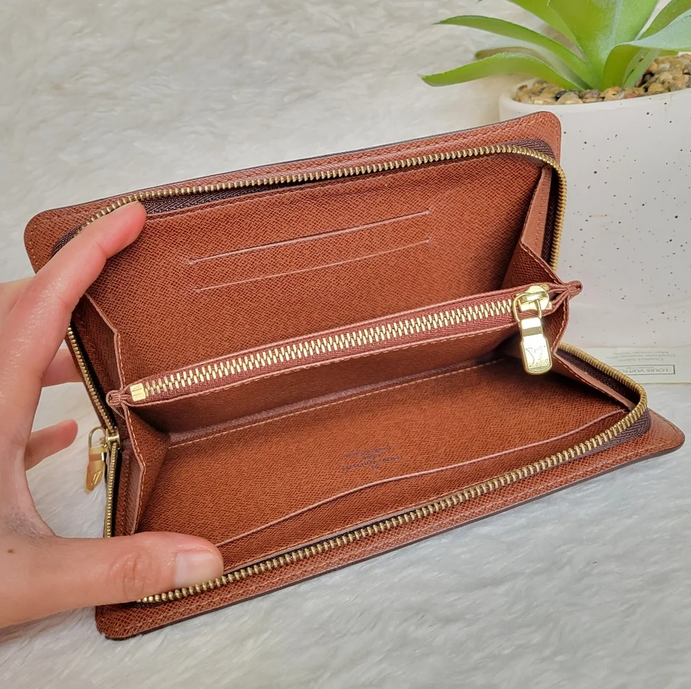 💕LIMITED Edition LOUIS VUITTON Panda Porte-monnaie Zip Wallet Monogram